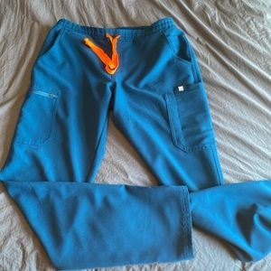 FIGS Womens Medium-Talk Caribbean Blue Cargo Scrub Pants